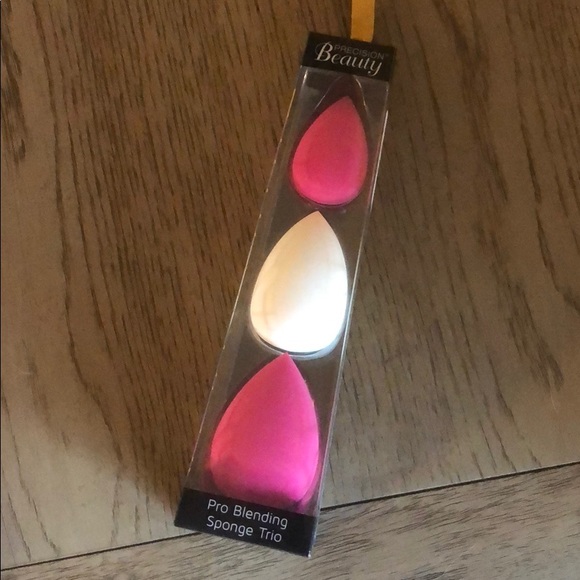 Beauty Blender Trio - Picture 2 of 3